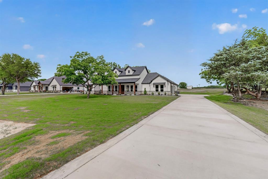 9080 County Road 669 Blue Ridge, TX 75424 - Photo 5 of 40 a view of house with garden