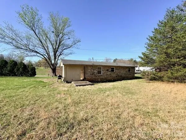 $144,900 | 1076 Browning View Road, Morganton, NC 28655