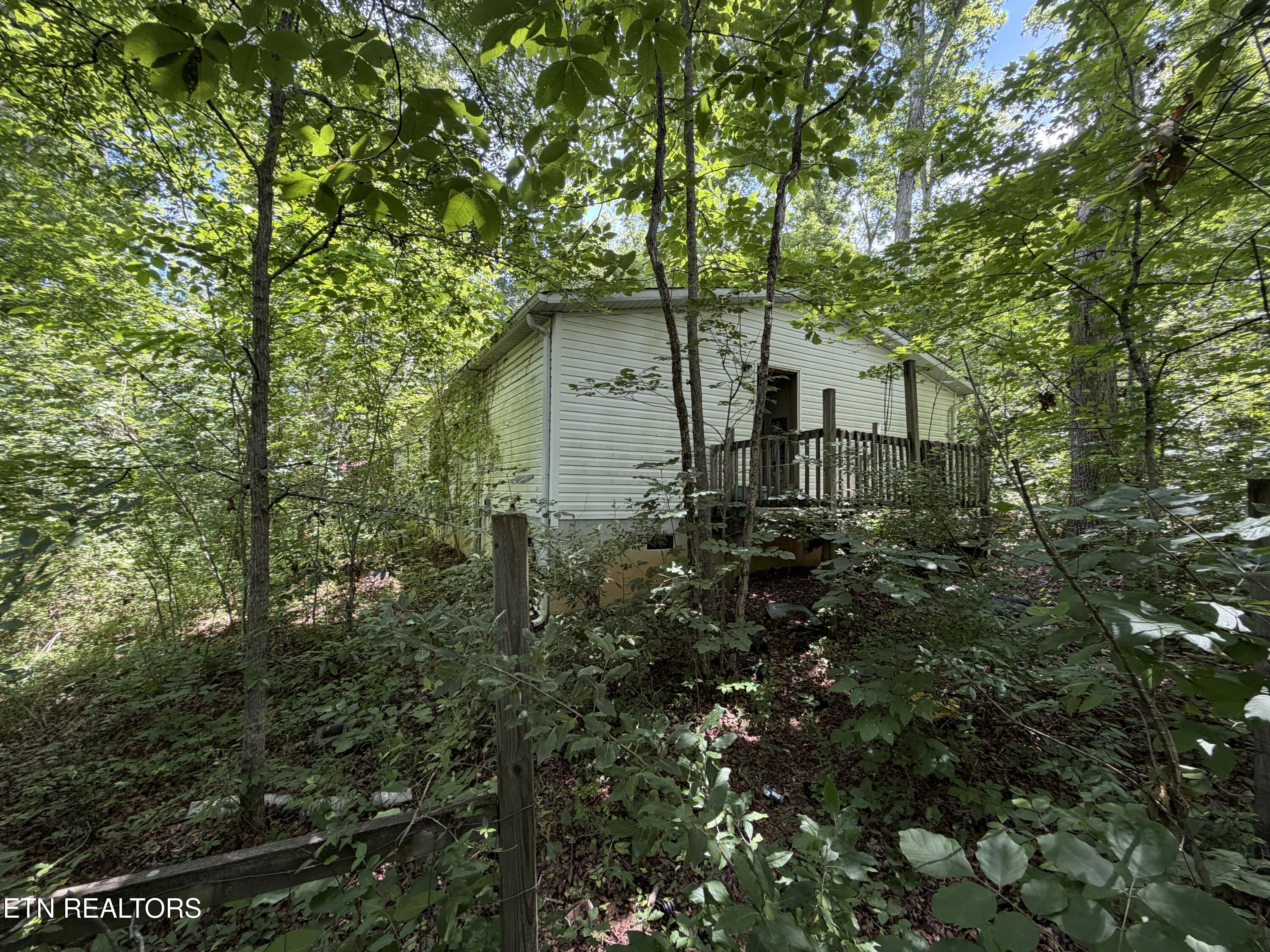 1919 Reagan Mill Road Maryville, TN 37803 - Photo 10 of 15 Old Manufactured Home Left Side