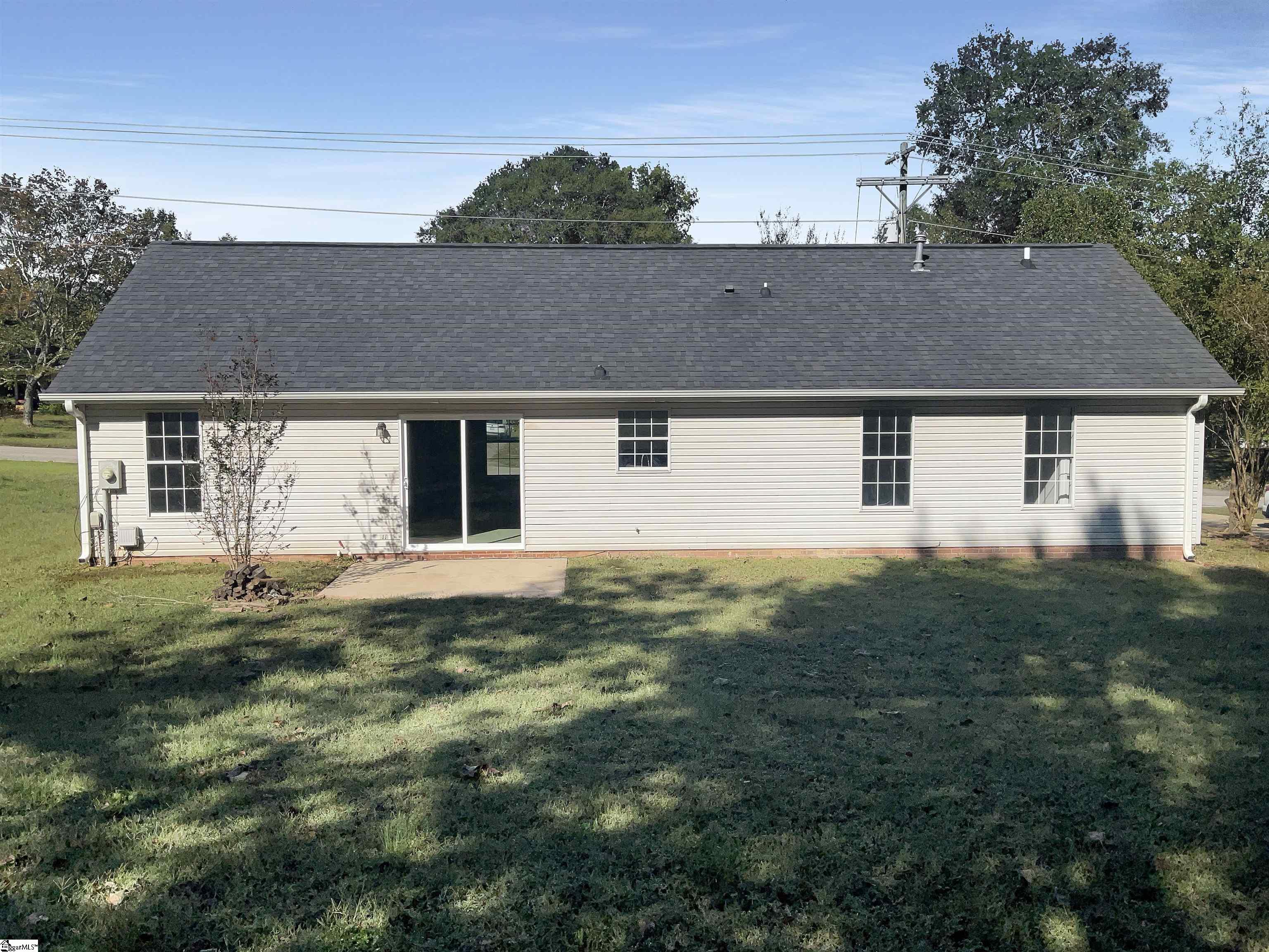 504 Garrett Street Fountain Inn, SC 29644 - Photo 8 of 26 Gallery Image 8