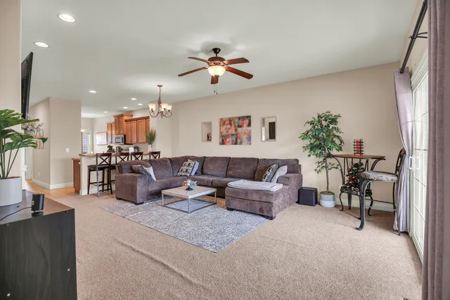 $255,000 | 1504 Stonebluff Court, Unit 1504, Champaign, IL 61822