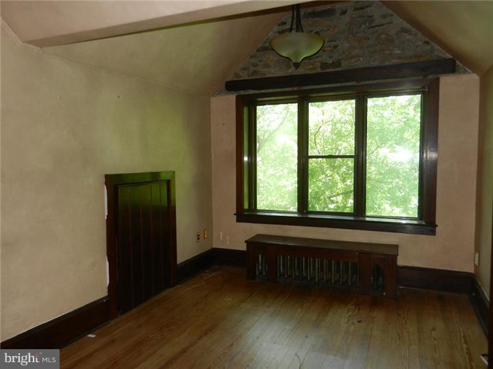 2 East Thomson Avenue Springfield, PA 19064 - Photo 24 of 25 Gallery Image 24