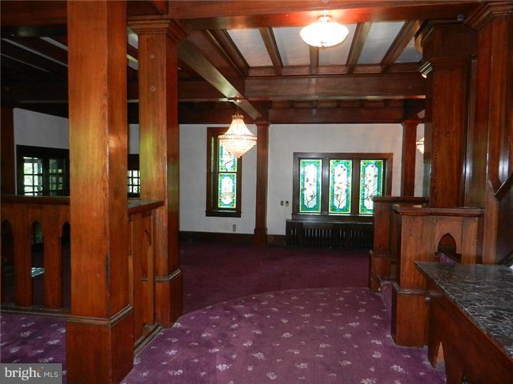 2 East Thomson Avenue Springfield, PA 19064 - Photo 4 of 25 Gallery Image 4