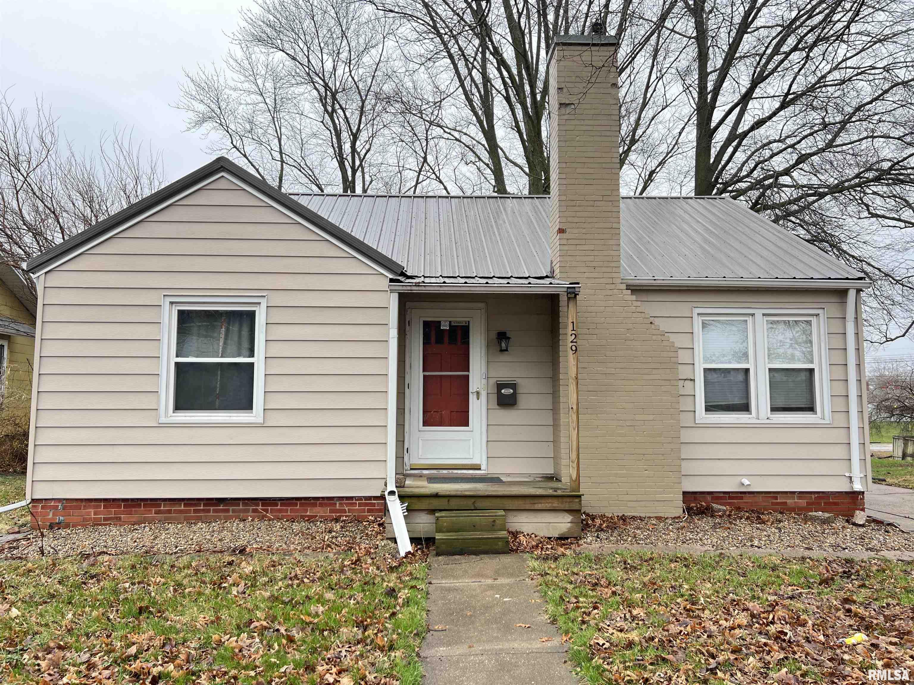 129 North Normal Street Macomb, IL 61455 - Photo 1 of 25 Gallery Image 1