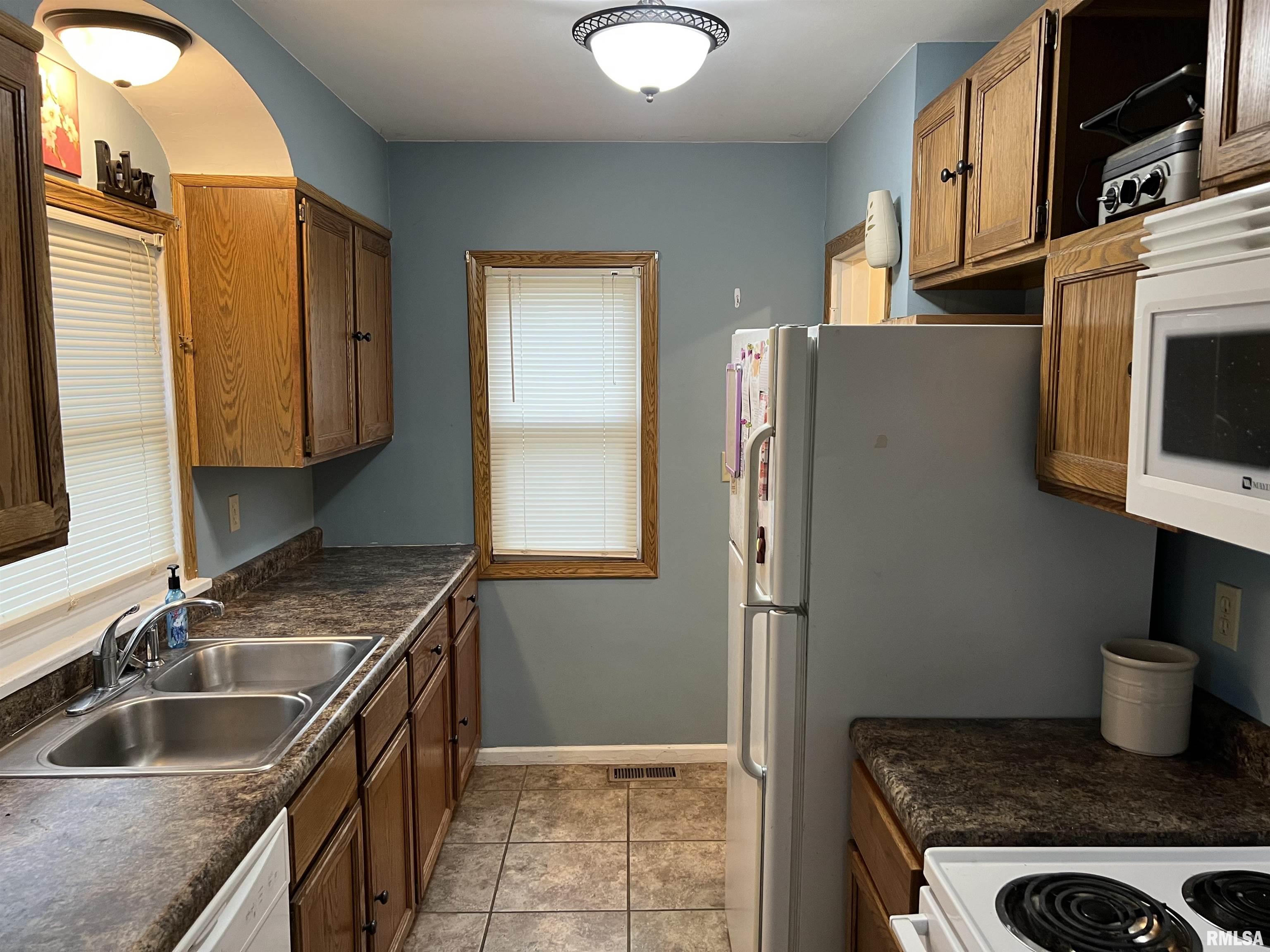 129 North Normal Street Macomb, IL 61455 - Photo 20 of 25 Gallery Image 20