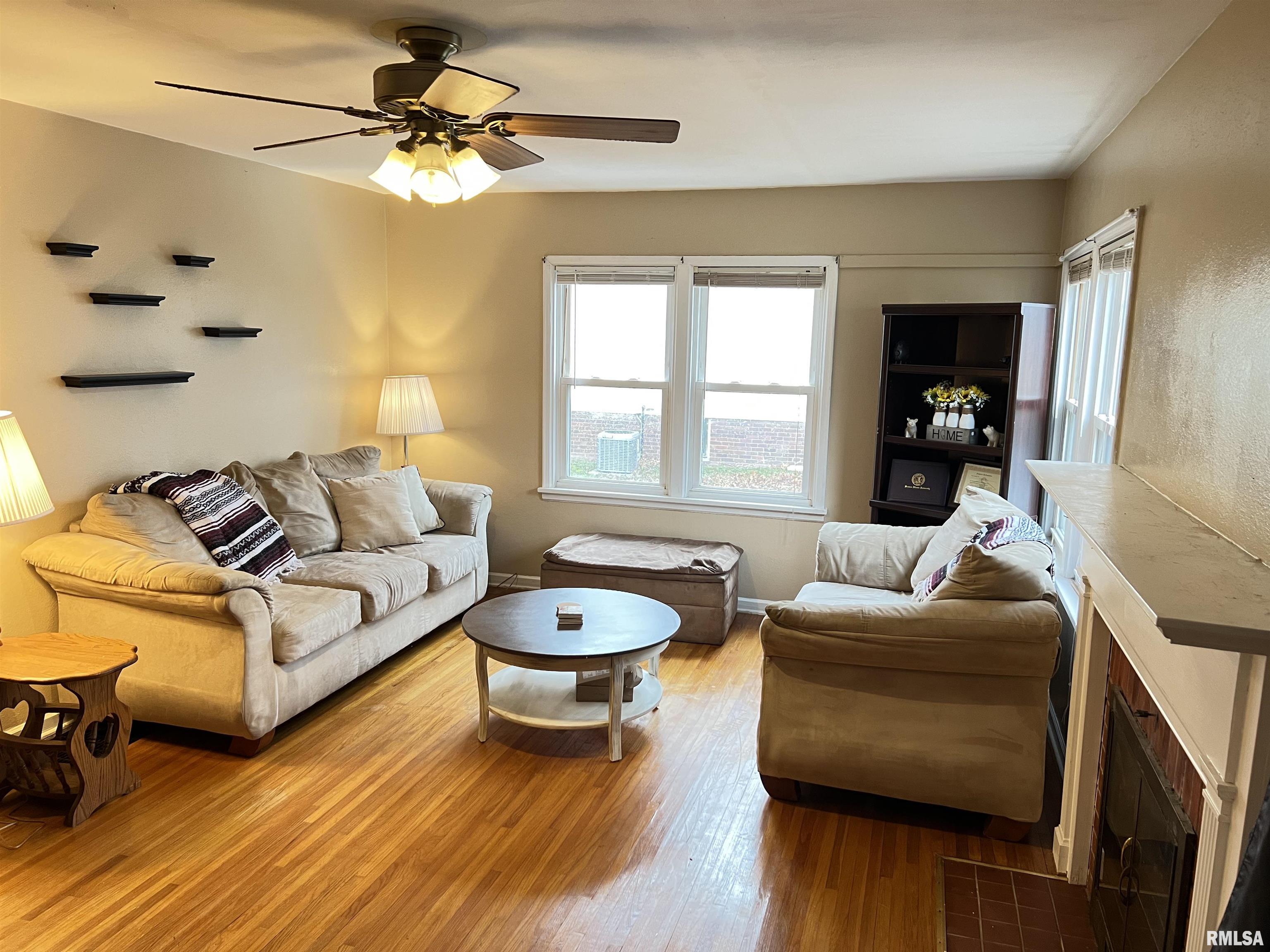 129 North Normal Street Macomb, IL 61455 - Photo 3 of 25 Gallery Image 3