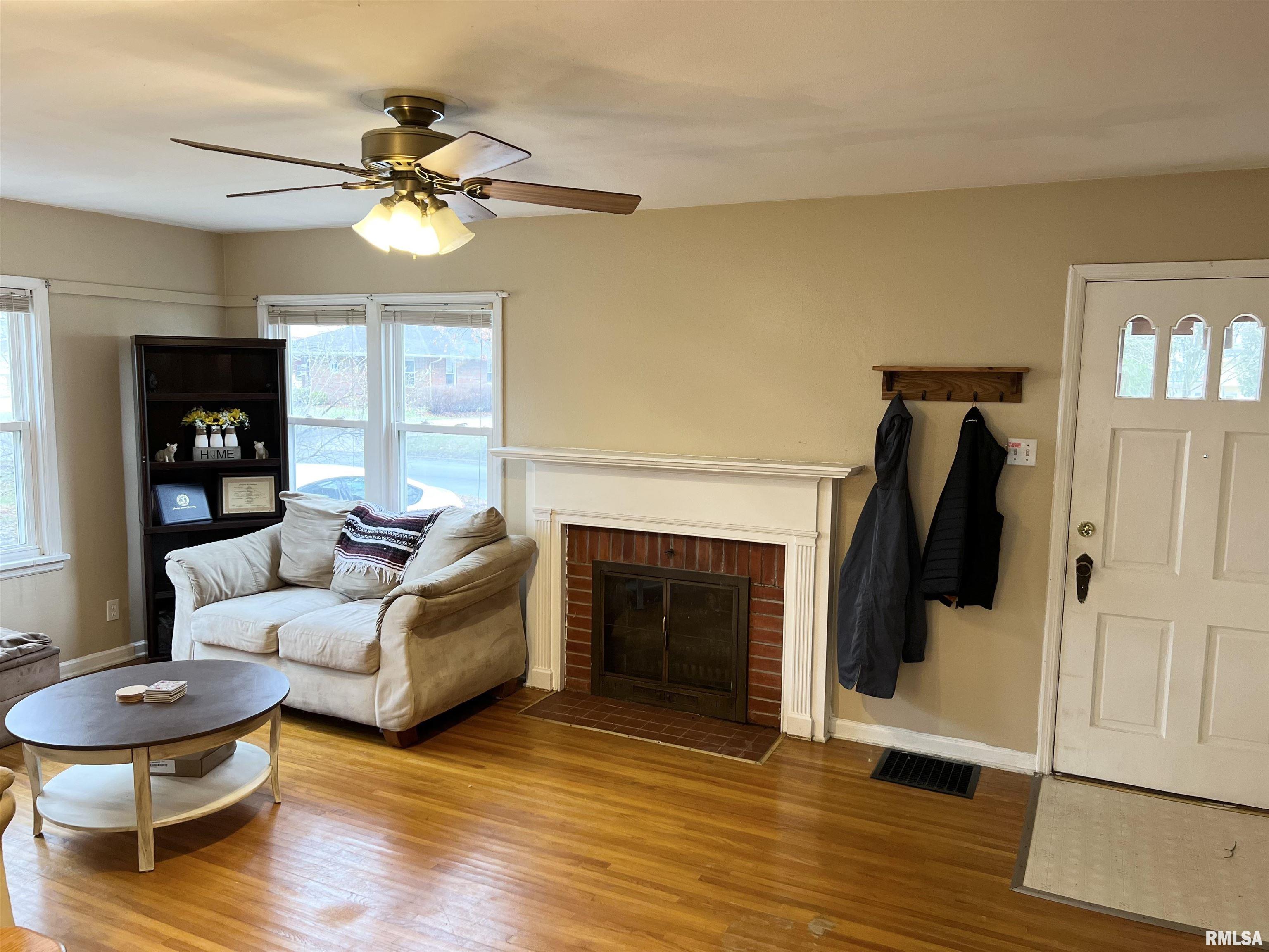 129 North Normal Street Macomb, IL 61455 - Photo 5 of 25 Gallery Image 5
