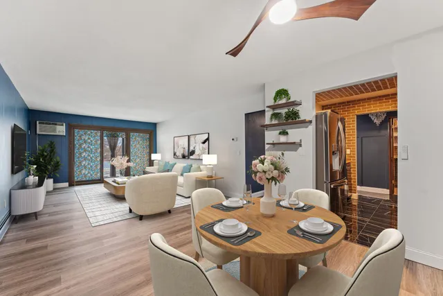 $169,900 | 2700 Oxford Street North, Unit 101, St. Paul, MN 55113