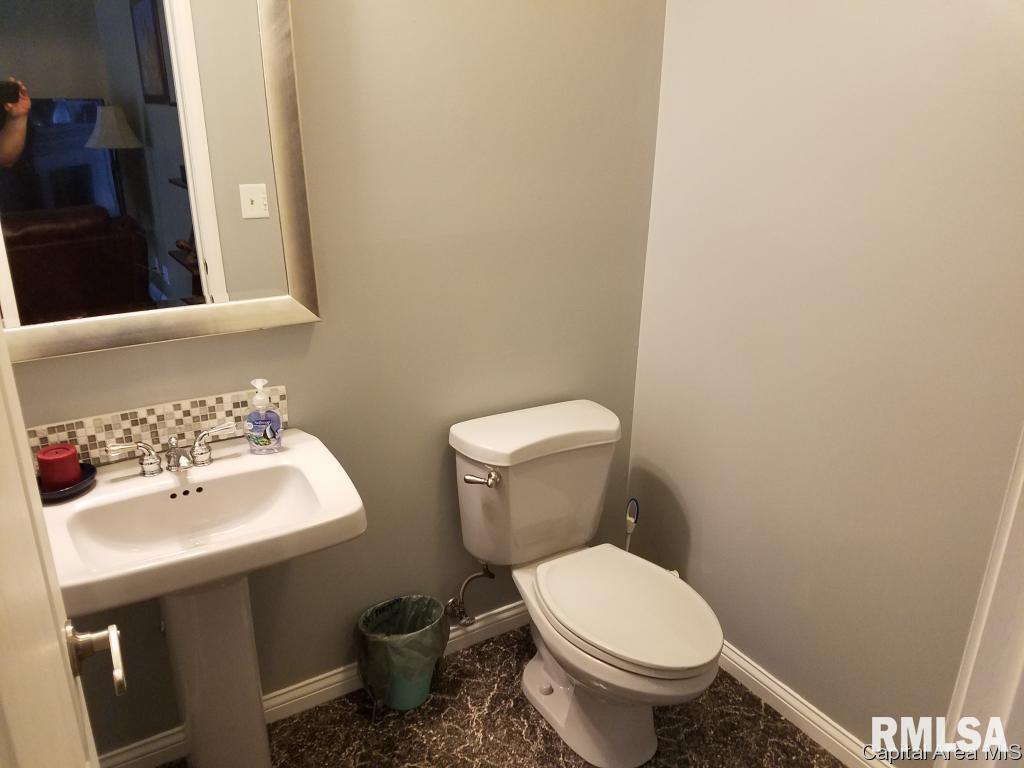 4000 Southwoods Road Springfield, IL 62711 - Photo 25 of 30