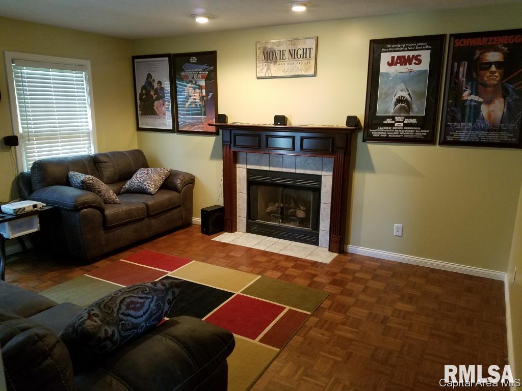 4000 Southwoods Road Springfield, IL 62711 - Photo 3 of 30