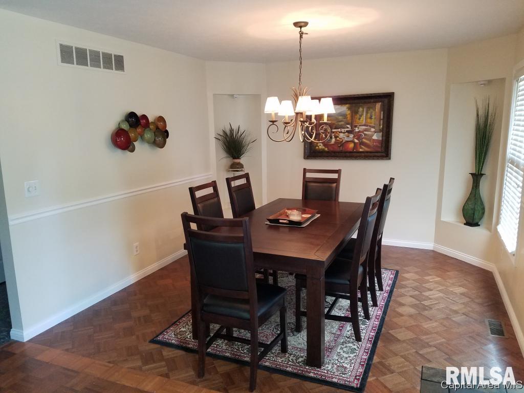 4000 Southwoods Road Springfield, IL 62711 - Photo 4 of 30