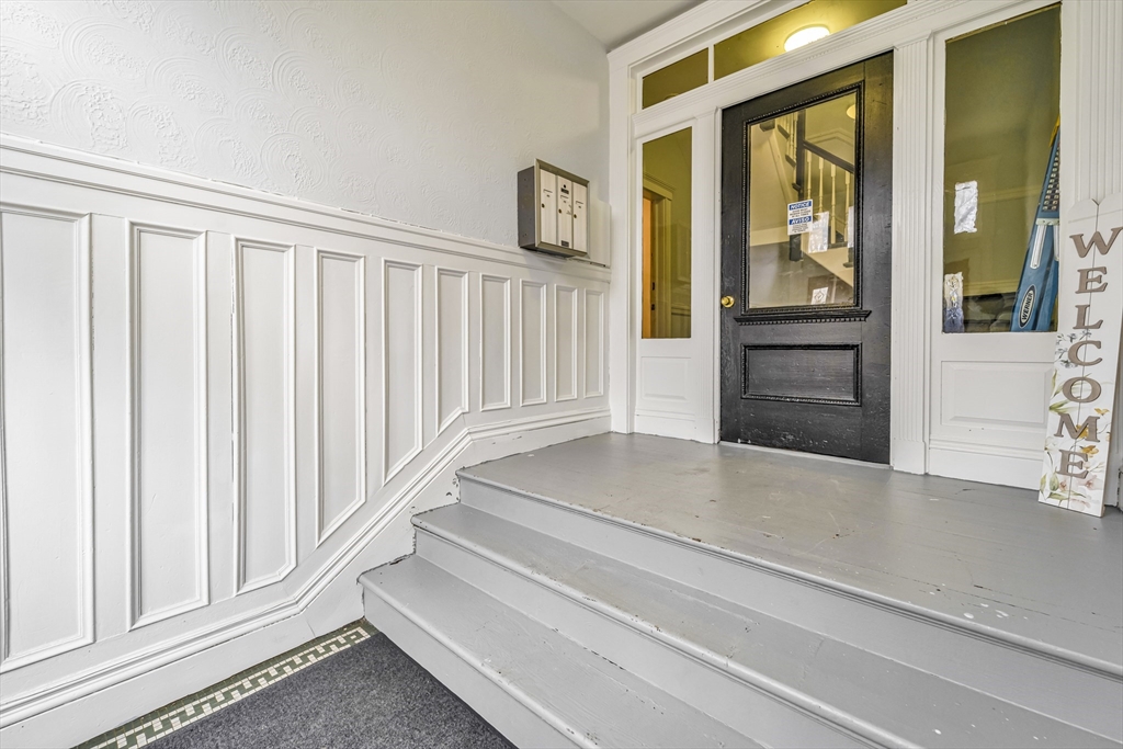 86 Winthrop Street, Unit 1 Boston, MA 02119 - Photo 4 of 41