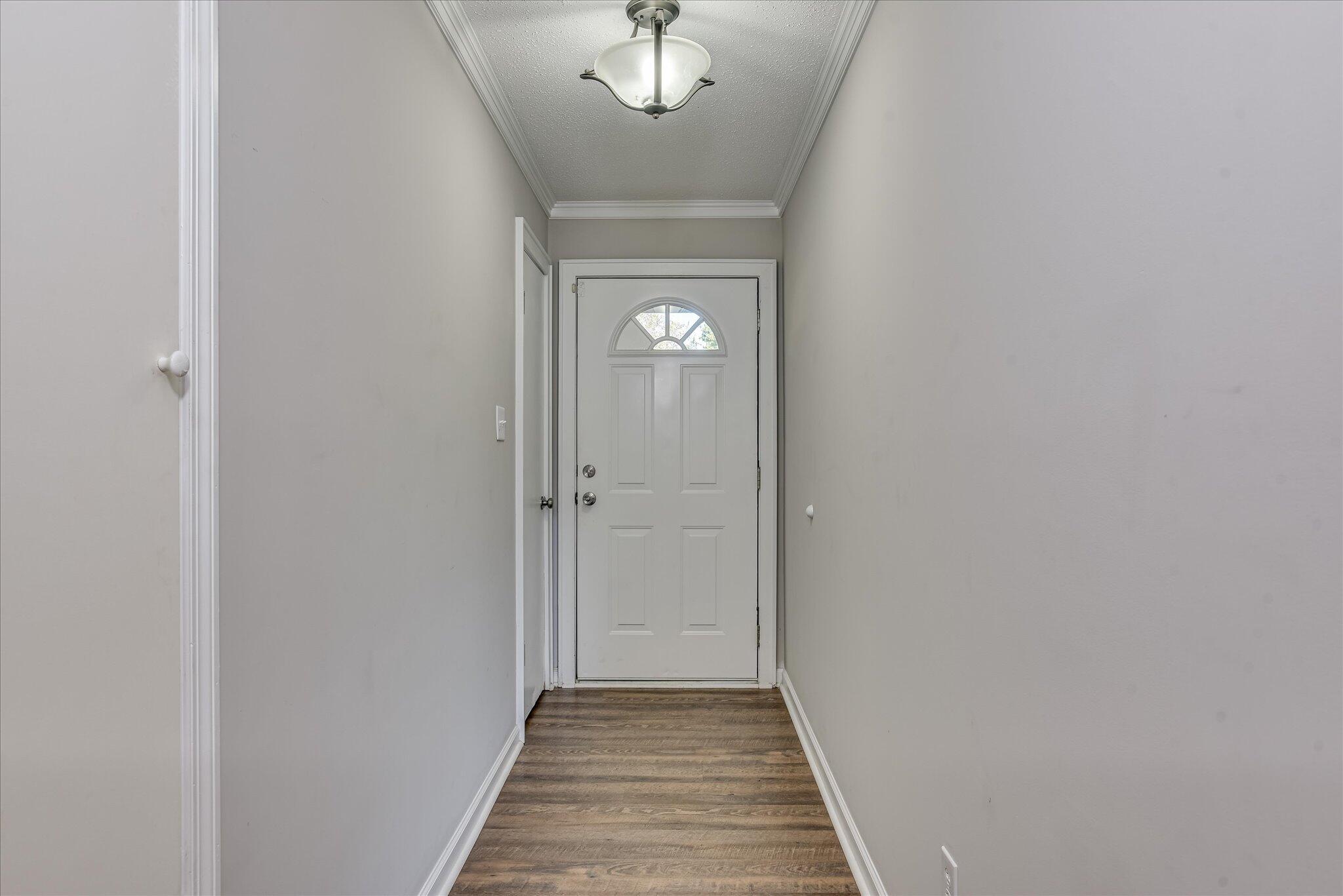 523 Travis Court Evans, GA 30809 - Photo 4 of 27 04-104