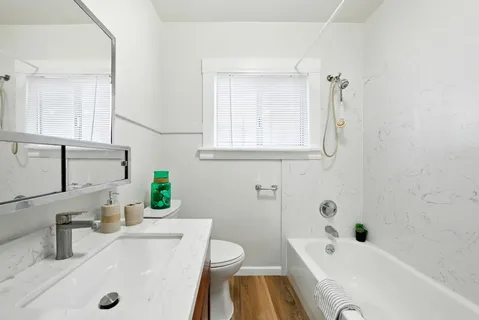 $828,000 | 2539 Grande Vista Avenue, Oakland, CA 94601