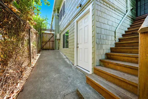 $828,000 | 2539 Grande Vista Avenue, Oakland, CA 94601