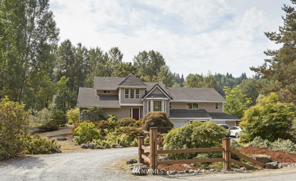 16615 Southeast Jones Road Renton, WA 98058 - Photo 1 of 25 Gallery Image 1