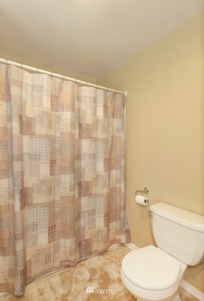 16615 Southeast Jones Road Renton, WA 98058 - Photo 16 of 25 Gallery Image 16