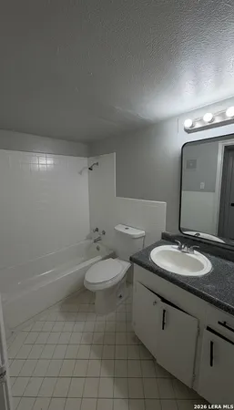 $950 | 158 De Chantle Road, Unit 124, San Antonio, TX 78201