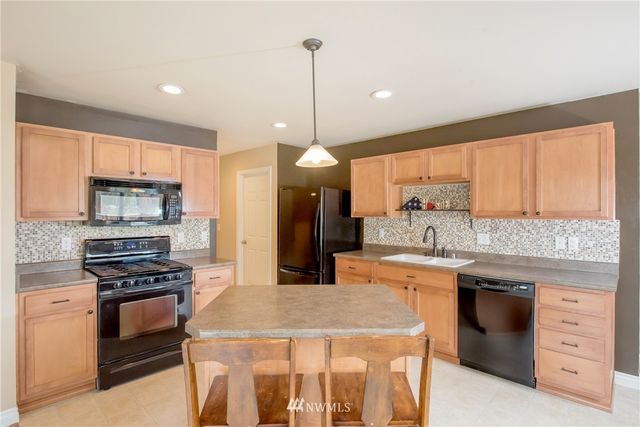 $263,500 | 20322 46th Ave Court East, Spanaway, WA 98387