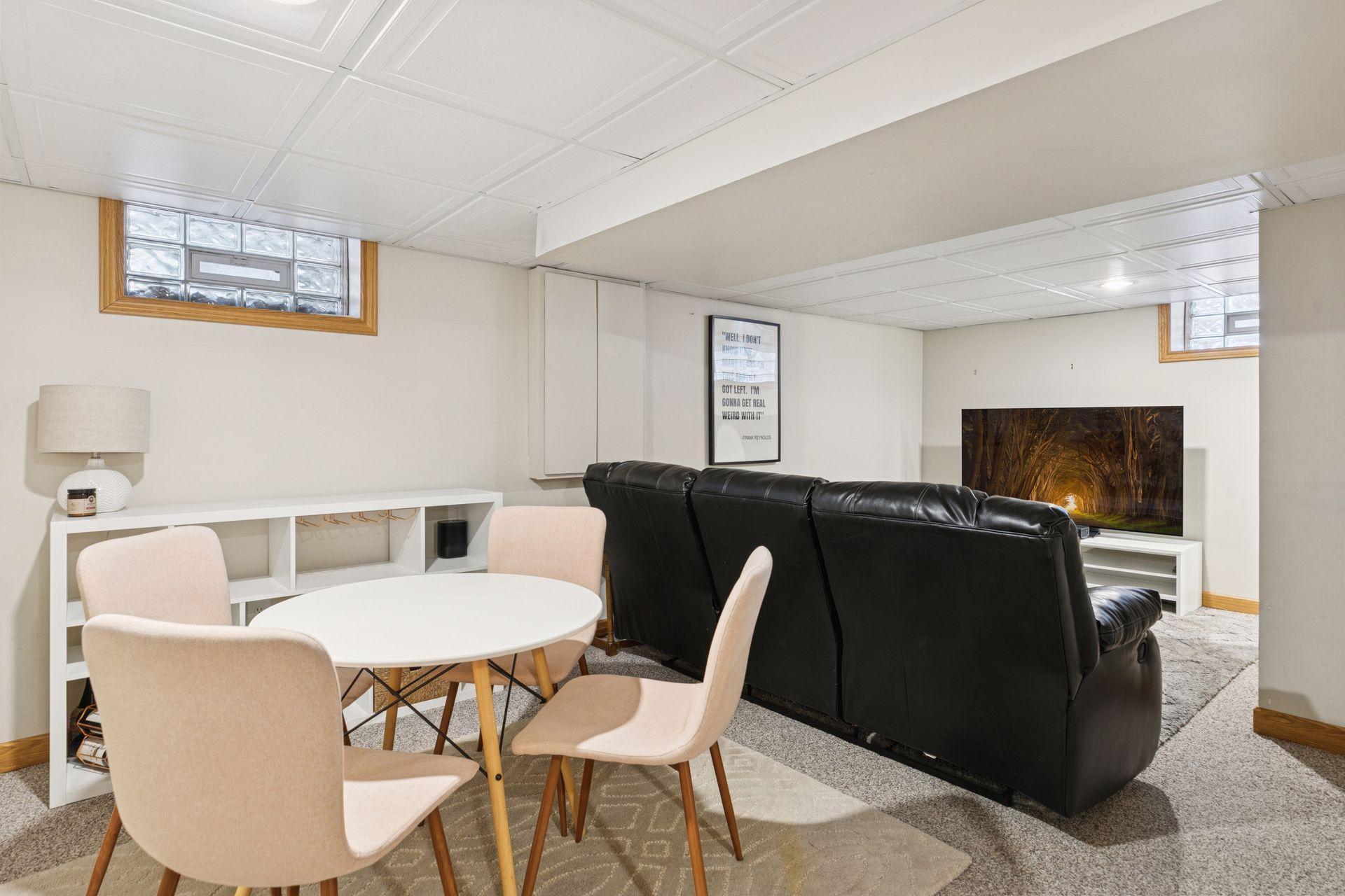 904 Dayton Avenue St. Paul, MN 55104 - Photo 39 of 48