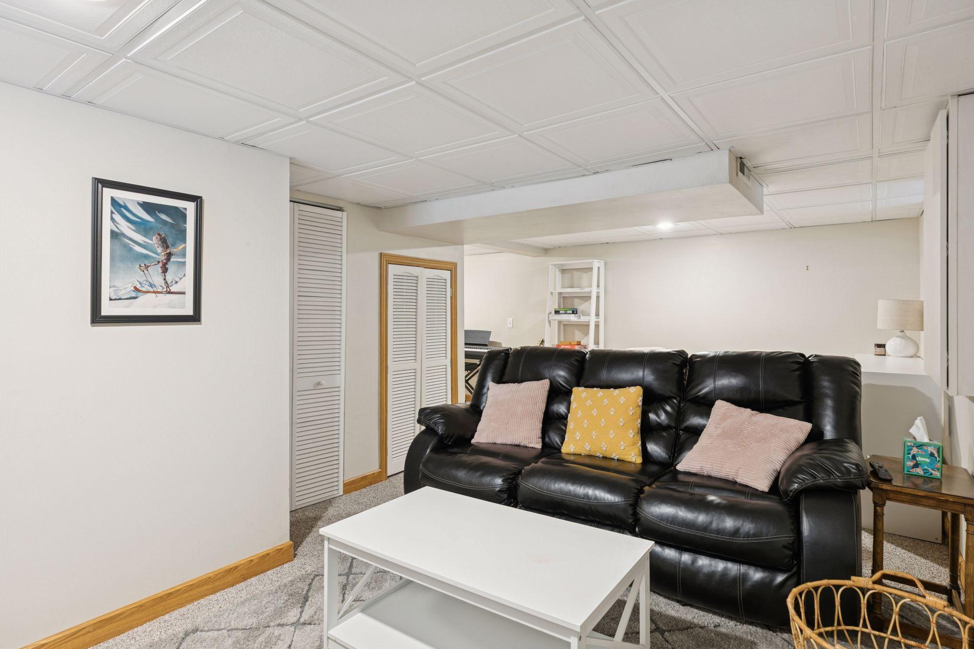 904 Dayton Avenue St. Paul, MN 55104 - Photo 41 of 48