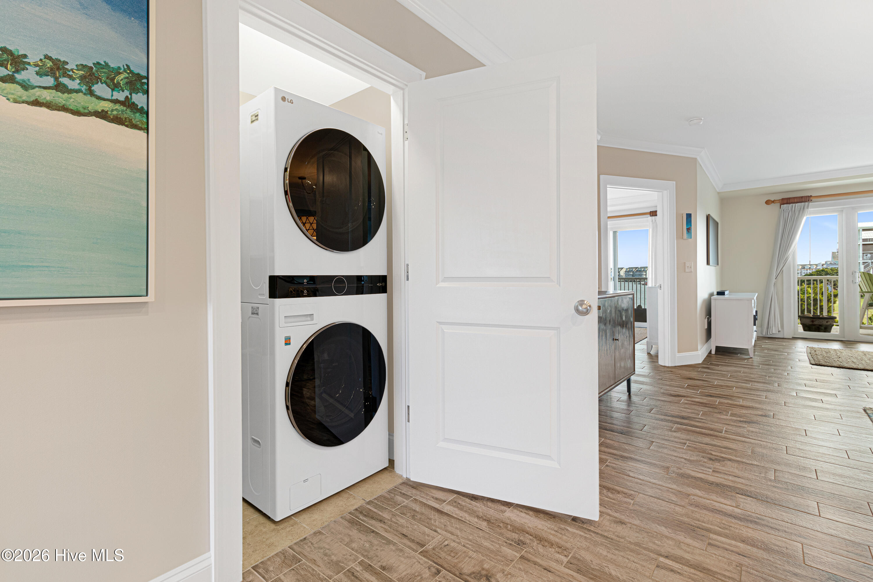 212 Old Causeway Road, Unit 107 & B13 SLIP Beaufort, NC 28516 - Photo 28 of 49 Laundry