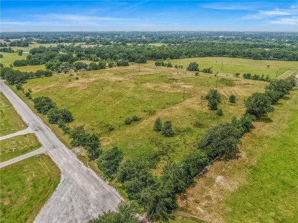 $529,000 | 7015 C6 Ranch Road, Bryan, TX 77808