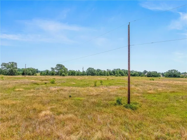 $529,000 | 7015 C6 Ranch Road, Bryan, TX 77808