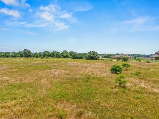 $529,000 | 7015 C6 Ranch Road, Bryan, TX 77808
