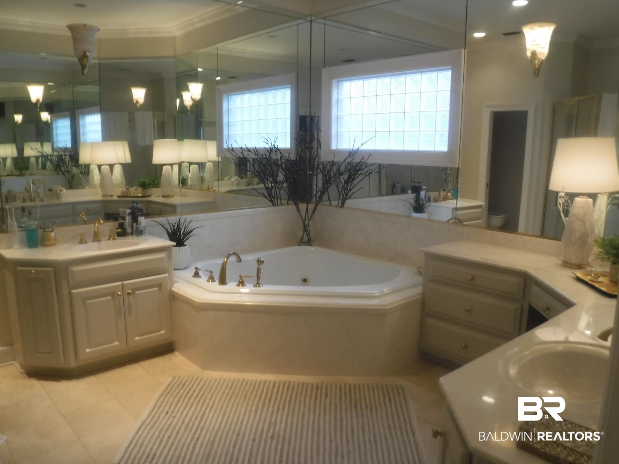 259 South Cedar Street Mobile, AL 36602 - Photo 17 of 27 Bath