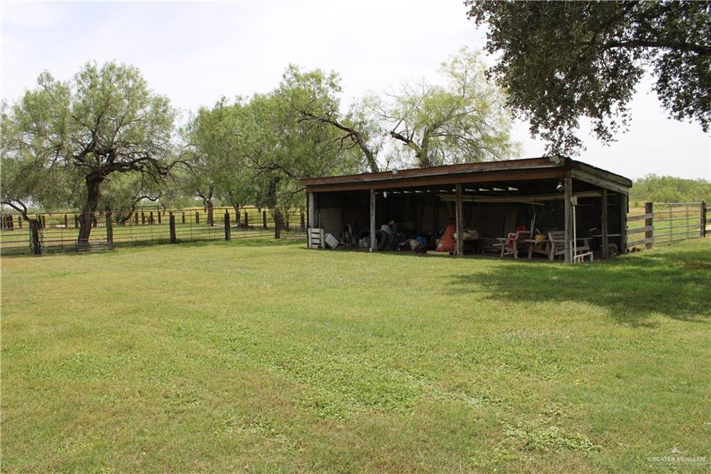 412 Cr 412 Road Falfurrias, TX 78355 - Photo 29 of 33