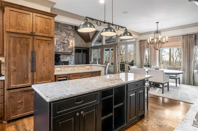 $2,700,000 | 2 Cherokee Orchard Court, Fairview, NC 28730