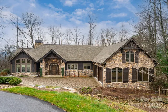 $2,700,000 | 2 Cherokee Orchard Court, Fairview, NC 28730