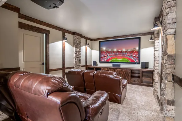 $2,700,000 | 2 Cherokee Orchard Court, Fairview, NC 28730