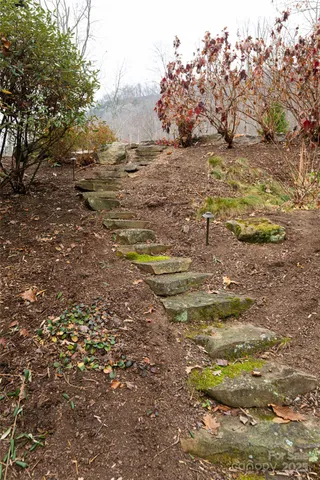 $2,700,000 | 2 Cherokee Orchard Court, Fairview, NC 28730