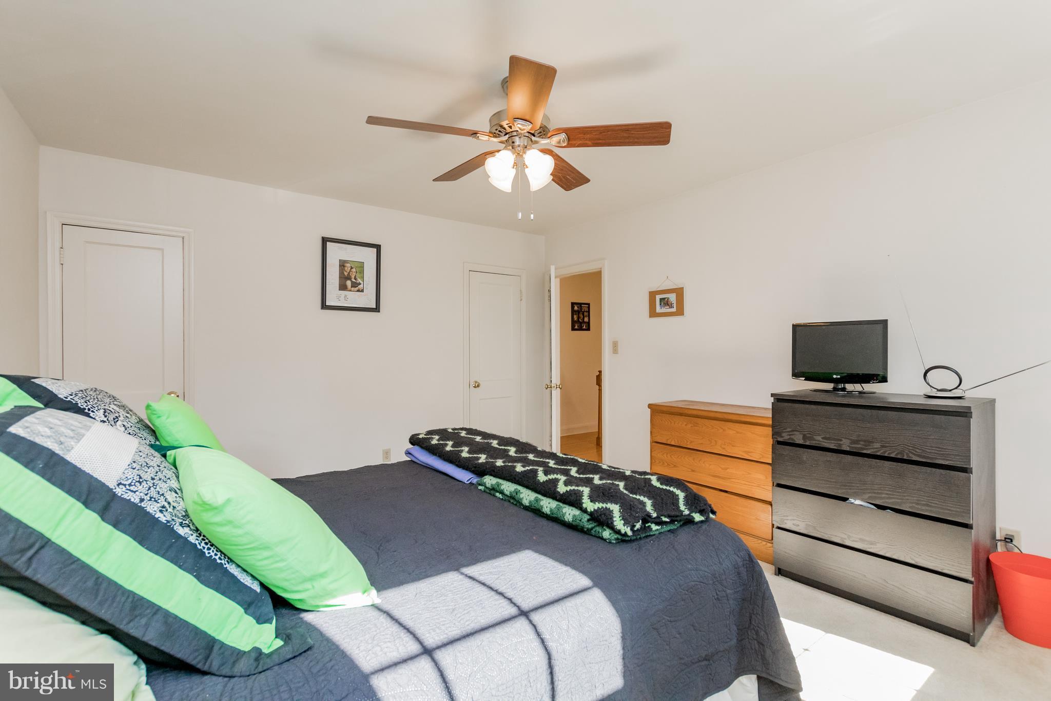 1879 Edgewood Road Baltimore, MD 21286 - Photo 17 of 30 Ceiling fan