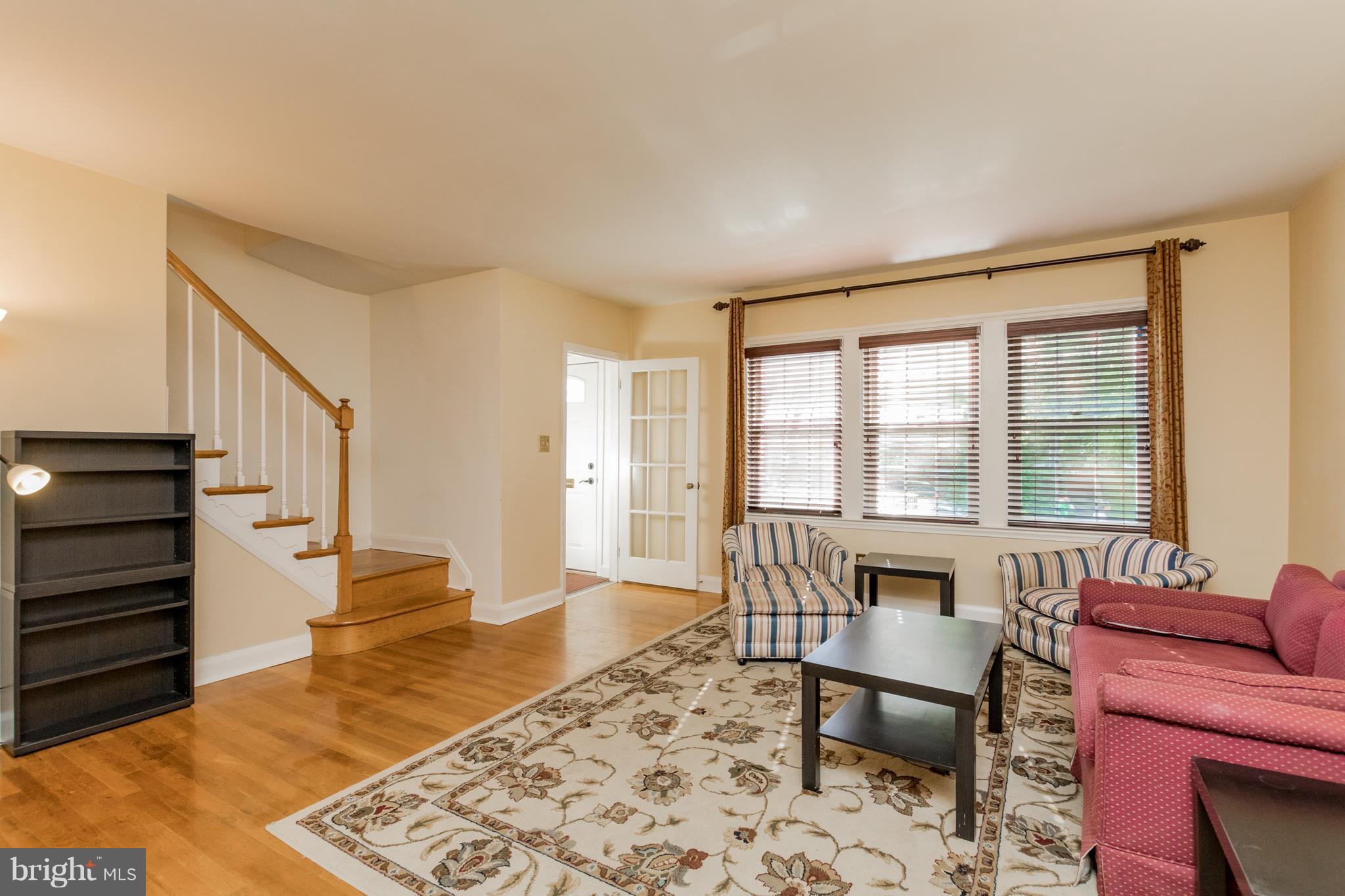 1879 Edgewood Road Baltimore, MD 21286 - Photo 5 of 30 Air lock/vestibule as you enter!