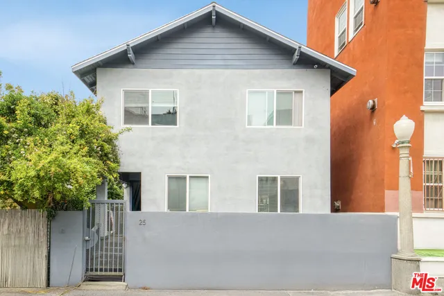 $2,000,000 | 25 Horizon Avenue, Venice, CA 90291