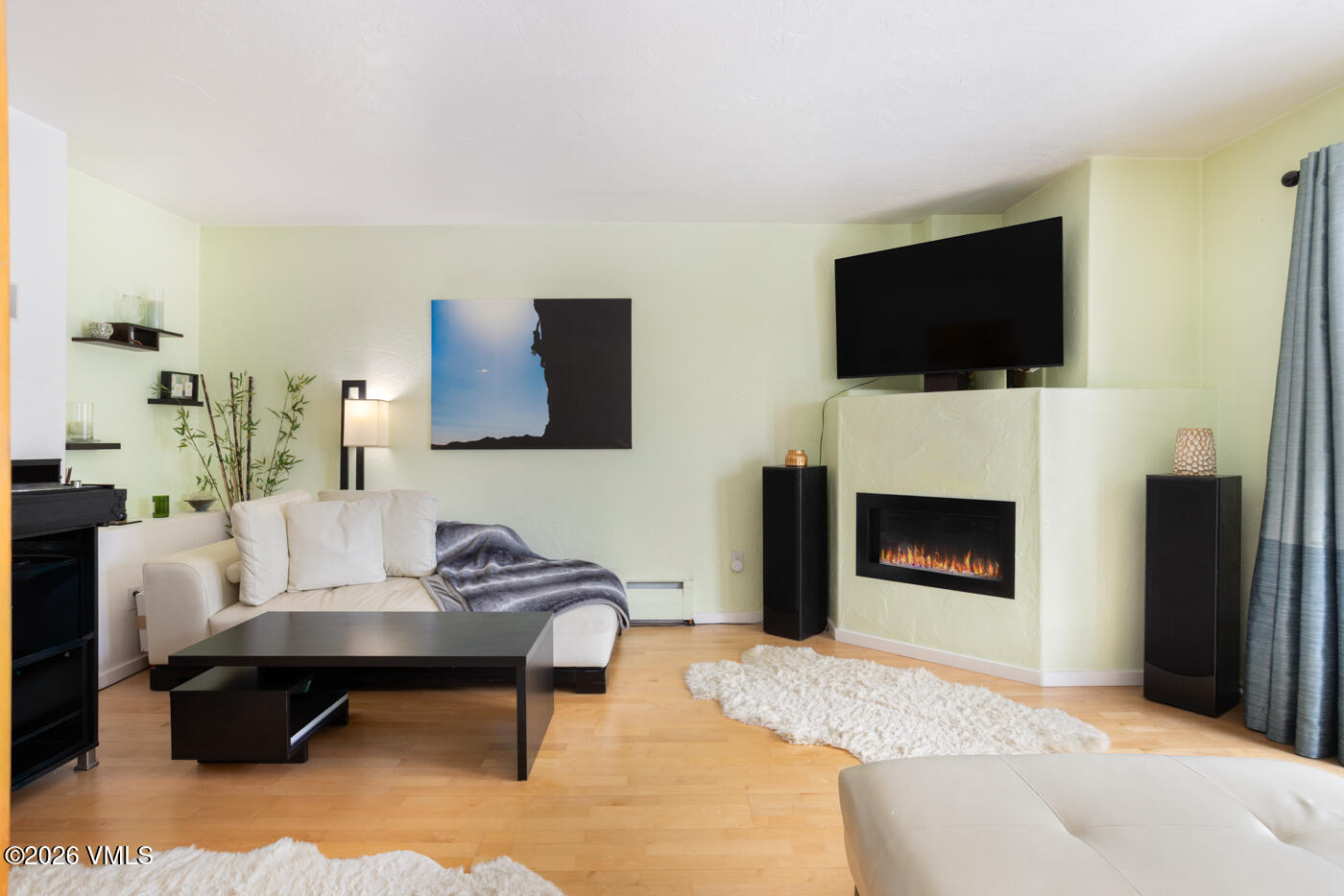 4073 Spruce Way, Unit 26 Vail, CO 81657 - Photo 4 of 20 4073 Spruce Way 26 MLS-1