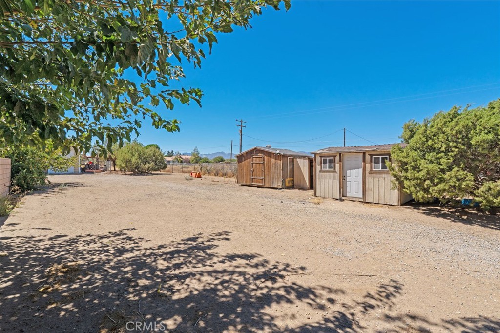 10245 Joshua Road Oak Hills, CA 92344 - Photo 53 of 66 Gallery Image 53