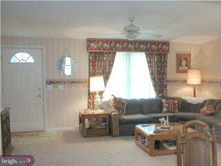 33 Tanglewood Drive Cream Ridge, NJ 08514 - Photo 3 of 6