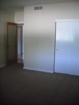 355 East Thomas Road, Unit B105 Phoenix, AZ 85012 - Photo 4 of 9 Bedroom 1