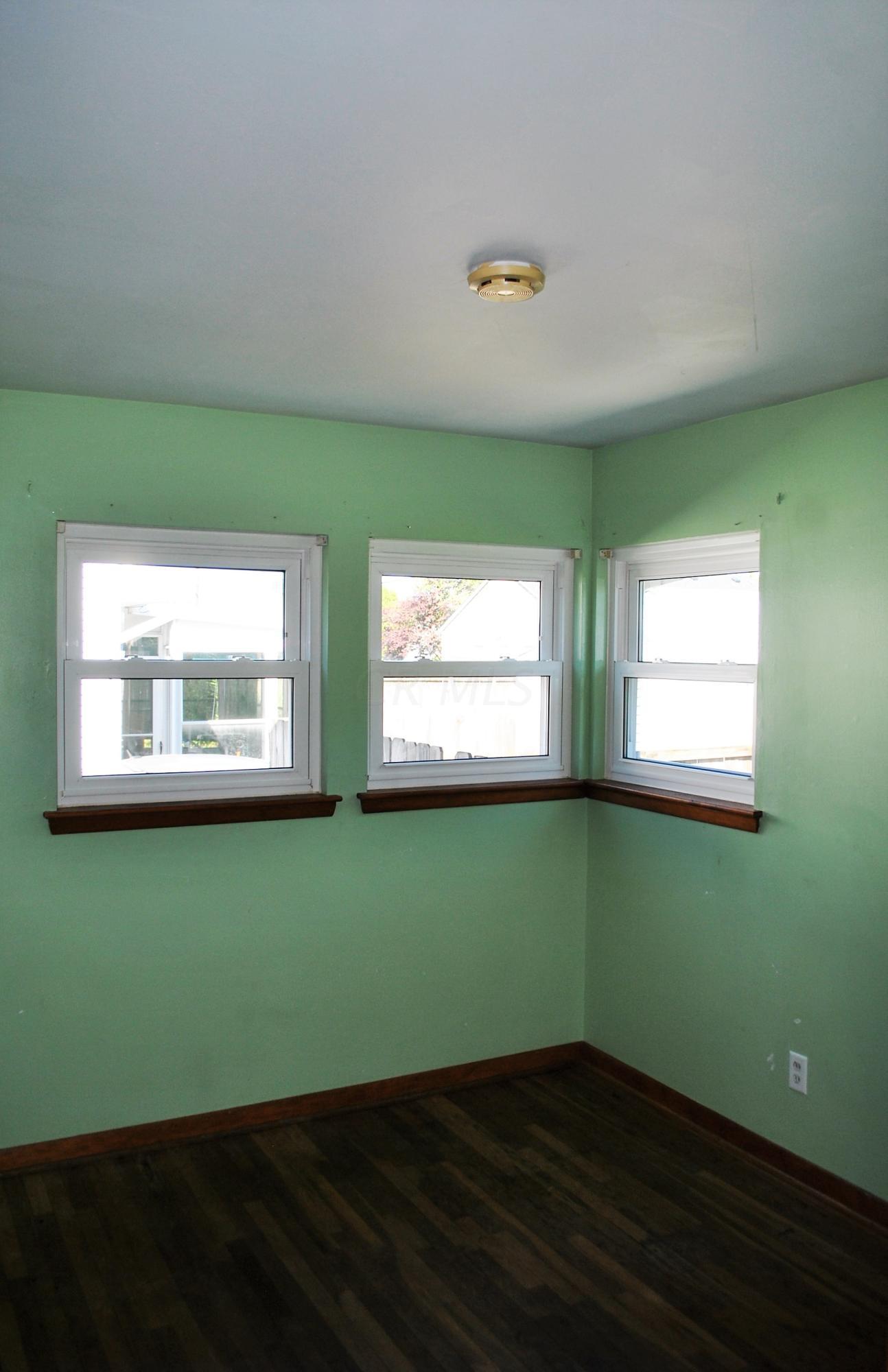 1270 Bryson Road Columbus, OH 43224 - Photo 8 of 11 Gallery Image 8