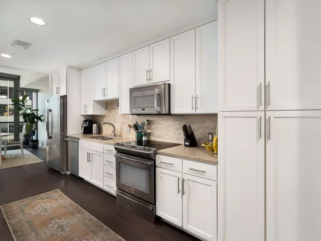 $470,000 | 1212 Laurel Street, Unit 1010, Nashville, TN 37203