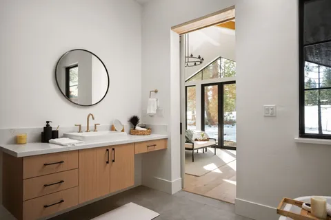 $4,250,000 | 9233 Heartwood Drive, Truckee, CA 96161