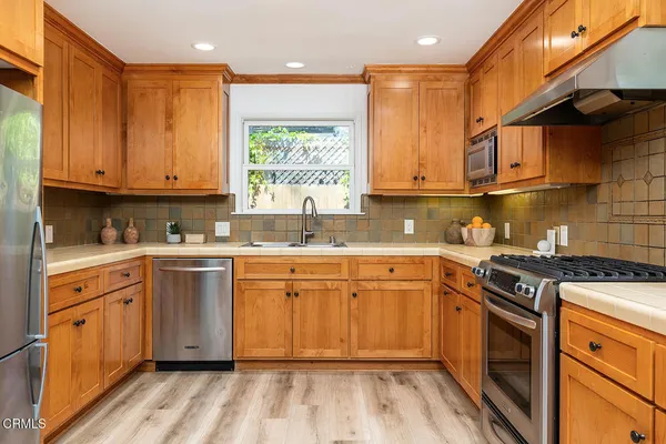 $1,649,000 | 958-966 East Orange Grove Boulevard, Pasadena, CA 91104