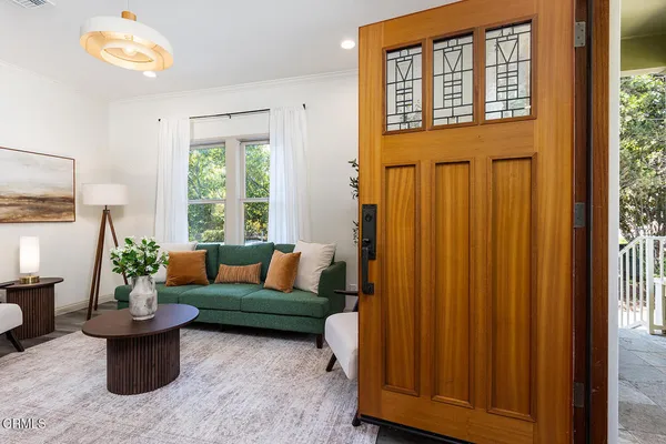 $1,649,000 | 958-966 East Orange Grove Boulevard, Pasadena, CA 91104