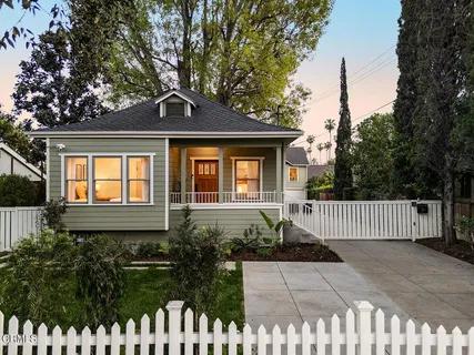 $1,649,000 | 958-966 East Orange Grove Boulevard, Pasadena, CA 91104