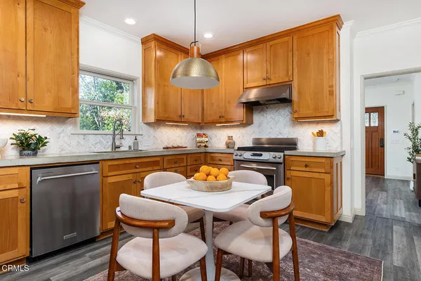 $1,649,000 | 958-966 East Orange Grove Boulevard, Pasadena, CA 91104