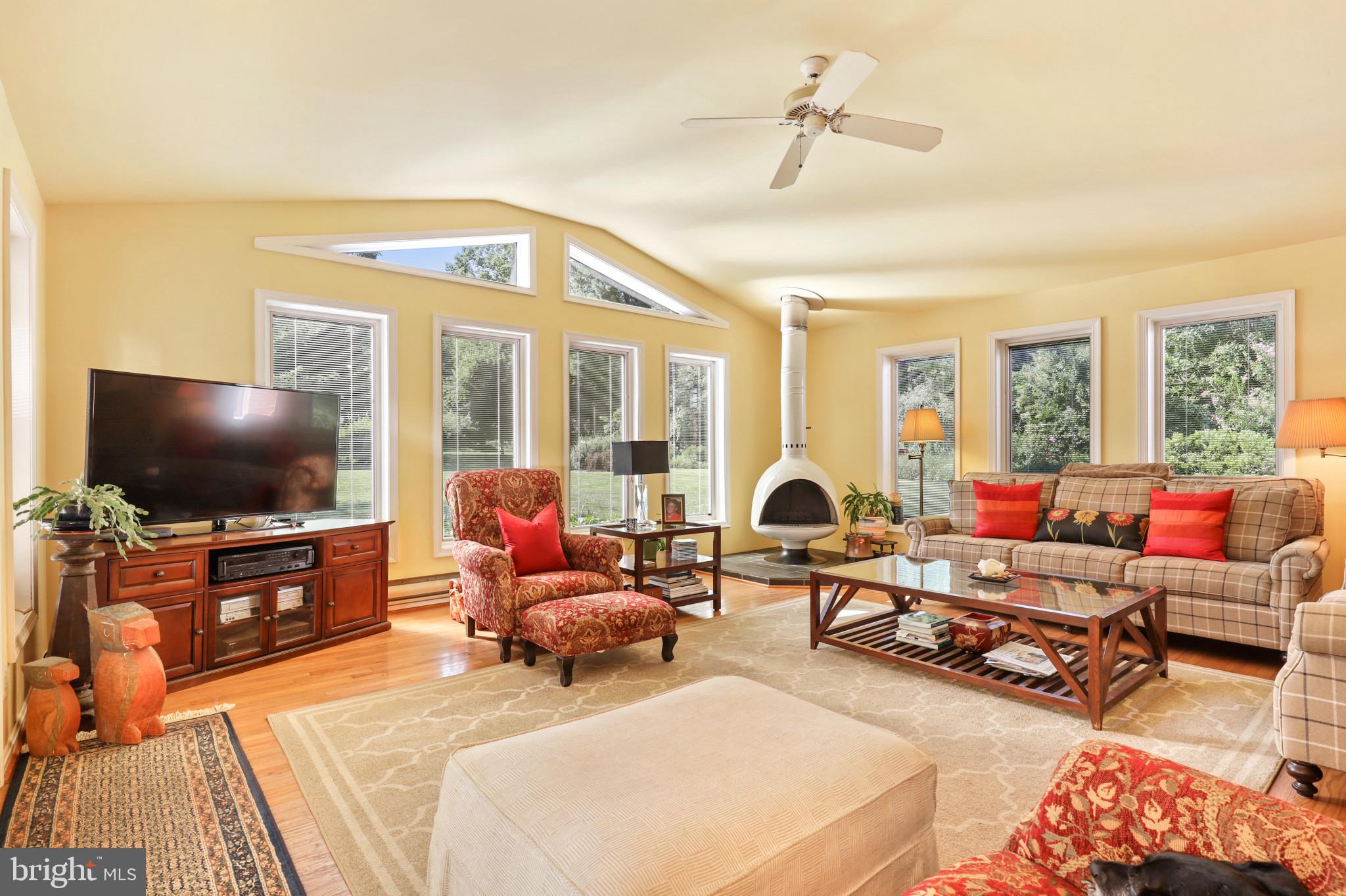 13706 Harcum Road Phoenix, MD 21131 - Photo 13 of 55